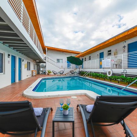 The Mariner Suites #22 - Beachfront Studio Χόλιγουντ Εξωτερικό φωτογραφία